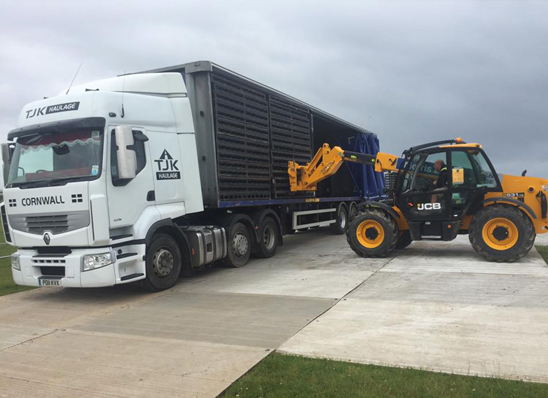 side loader lorry deliveries